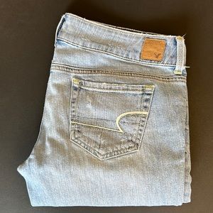 Women’s American Eagle, artist crop Jean
